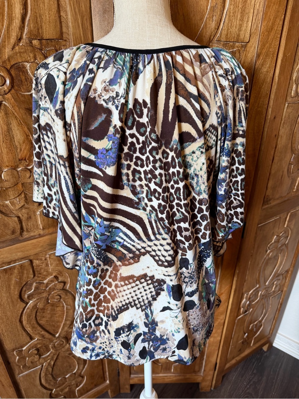 Notations polyester top. - Picture 5 of 7